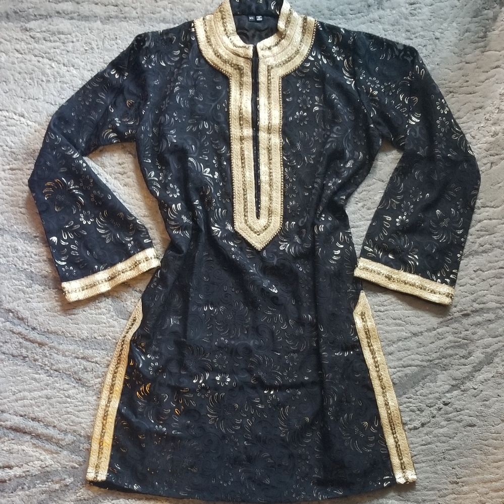 Moroccan kaftan blouse
